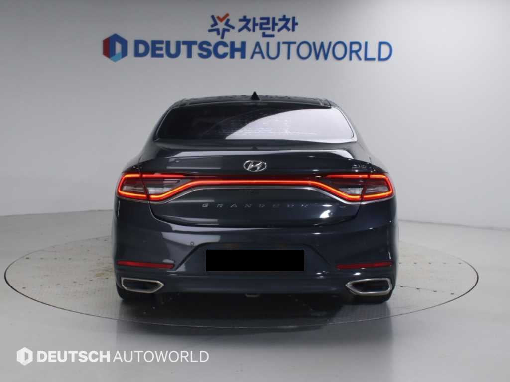 Hyundai Grandeur — photo 04