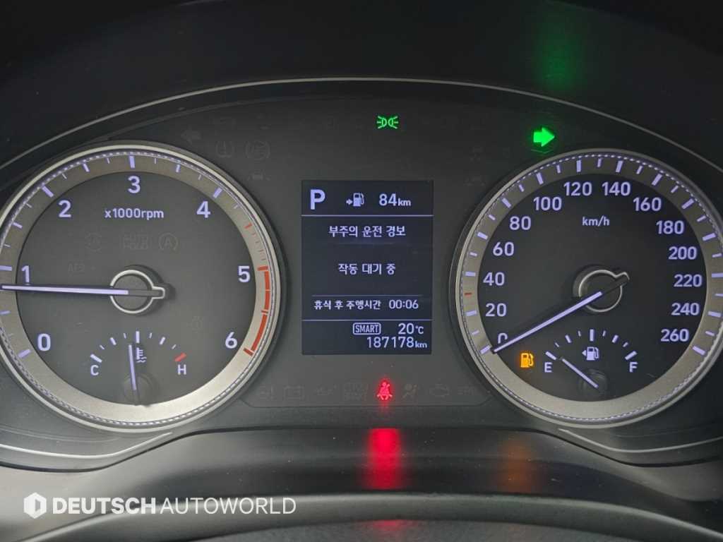 Hyundai Grandeur — photo 08