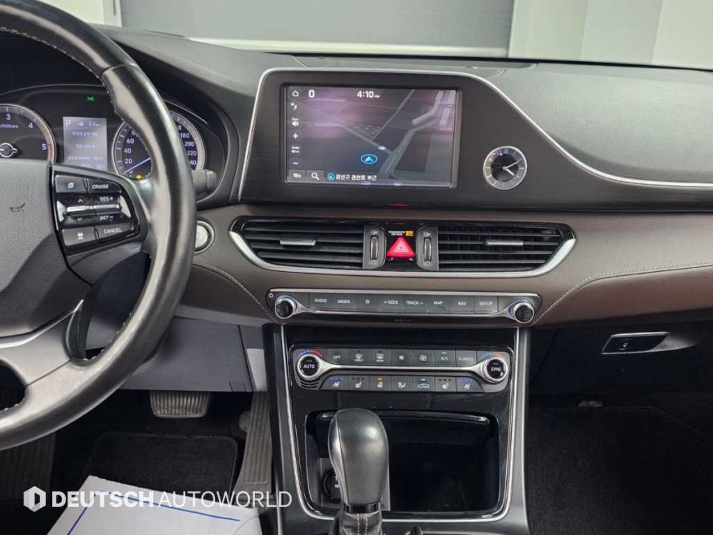 Hyundai Grandeur — photo 14