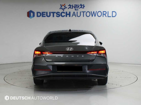 Hyundai Avante — photo 04