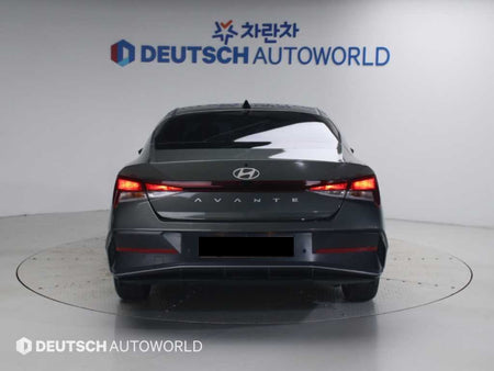 Hyundai Avante — photo 04