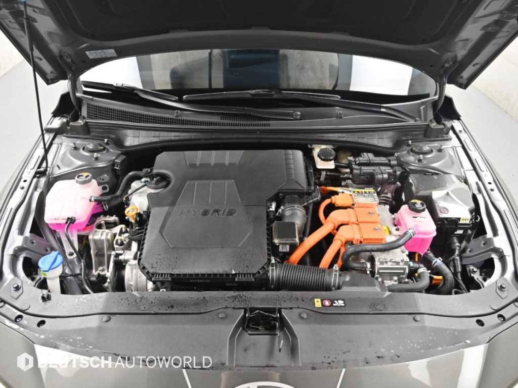 Hyundai Avante — photo 06