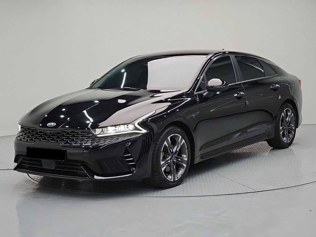 Kia K5 — photo 01