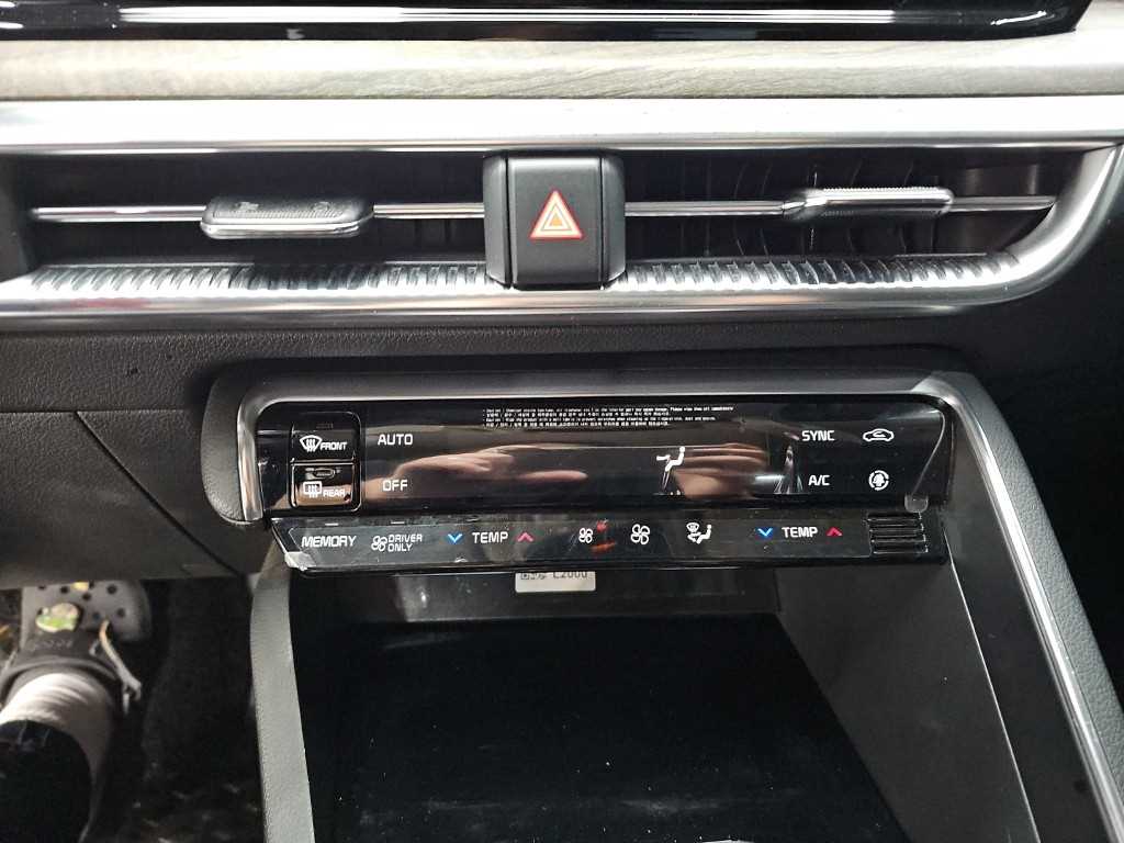 Kia K5 — photo 10