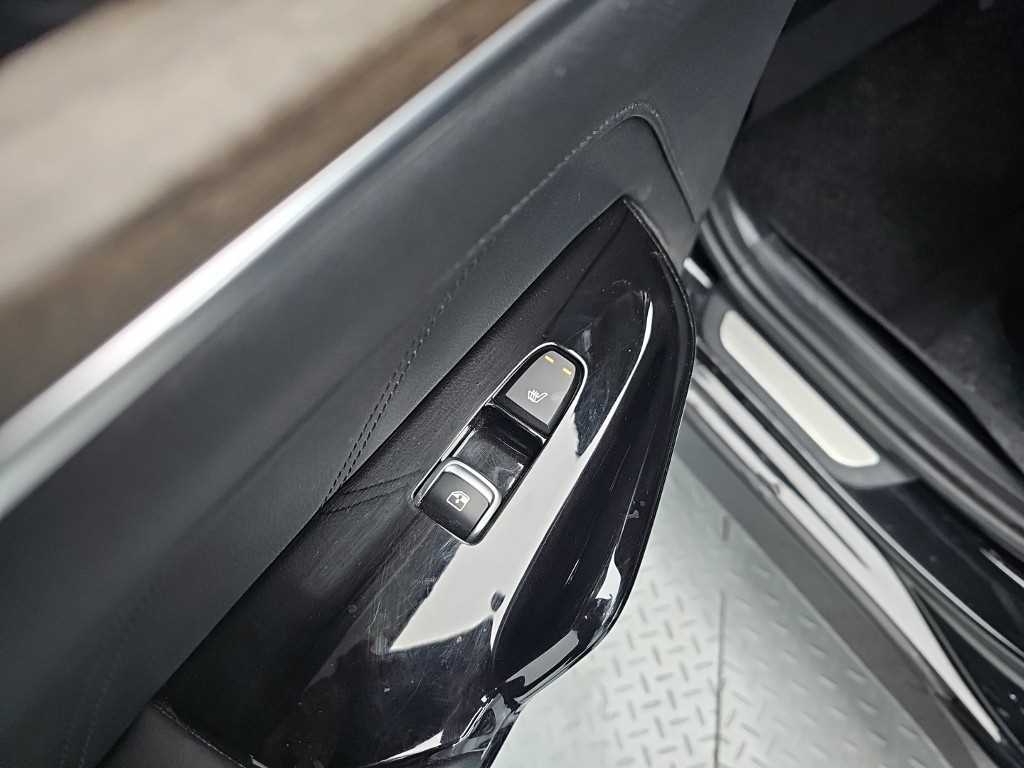 Kia K5 — photo 13