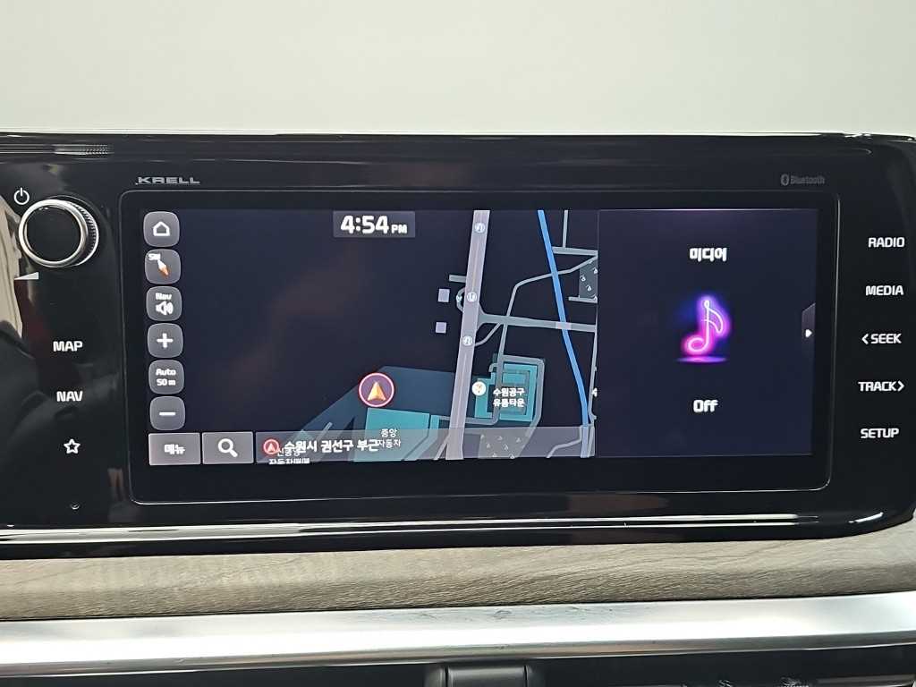 Kia K5 — photo 16