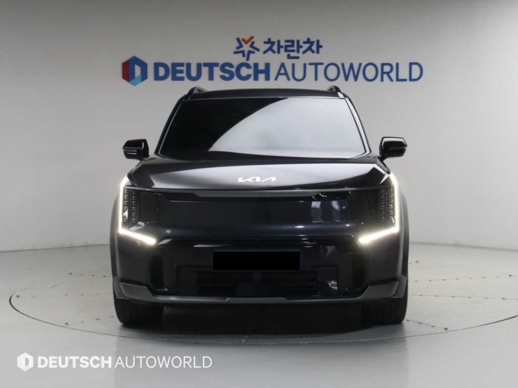 Kia EV9 — photo 03