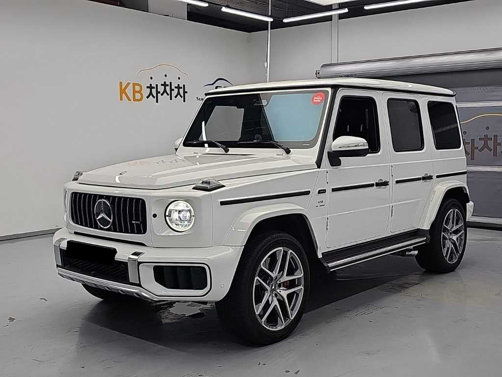 Mercedes-Benz G-Class — photo 01