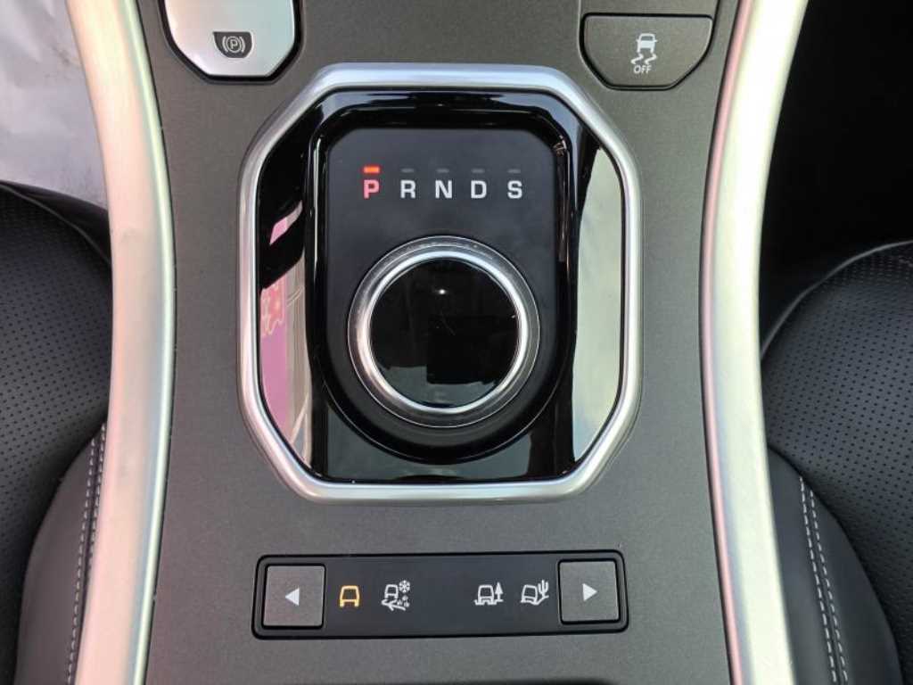 Land Rover Range Rover Evoque — photo 10