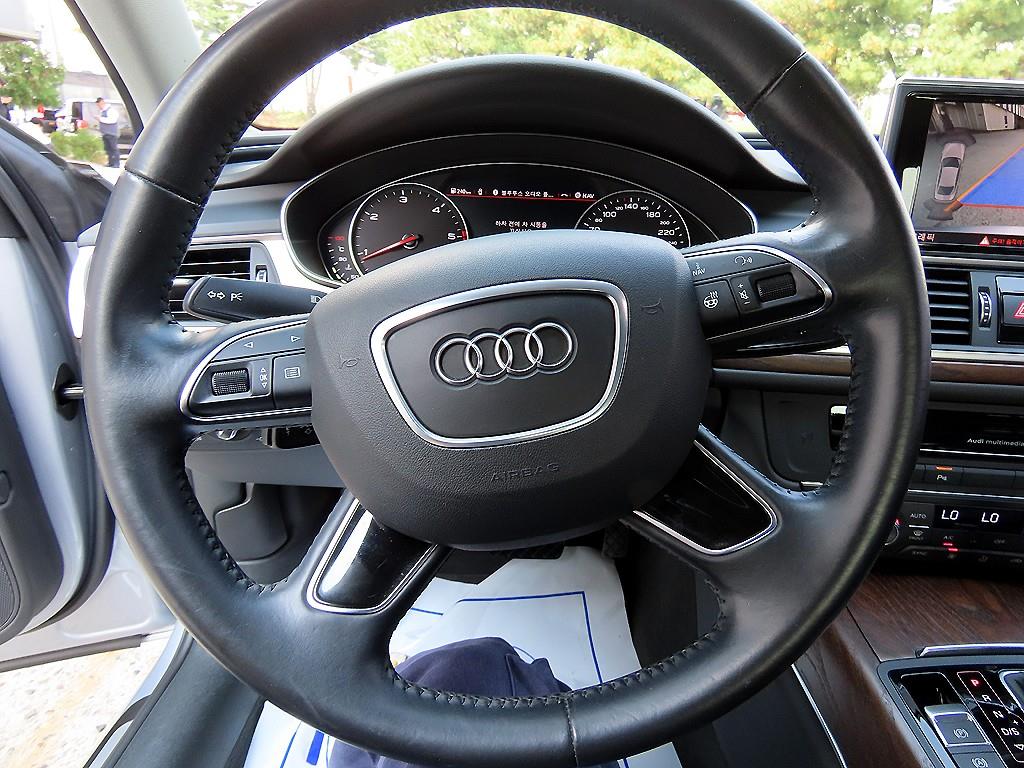 Audi A6 — photo 08