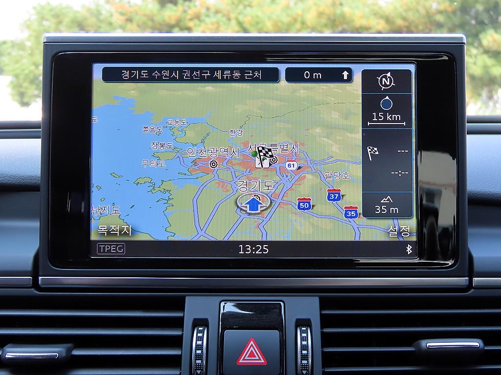 Audi A6 — photo 13