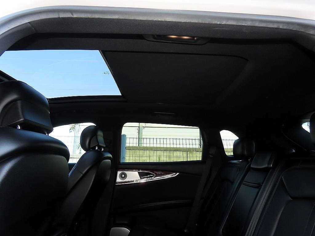 Lincoln MKX — photo 18