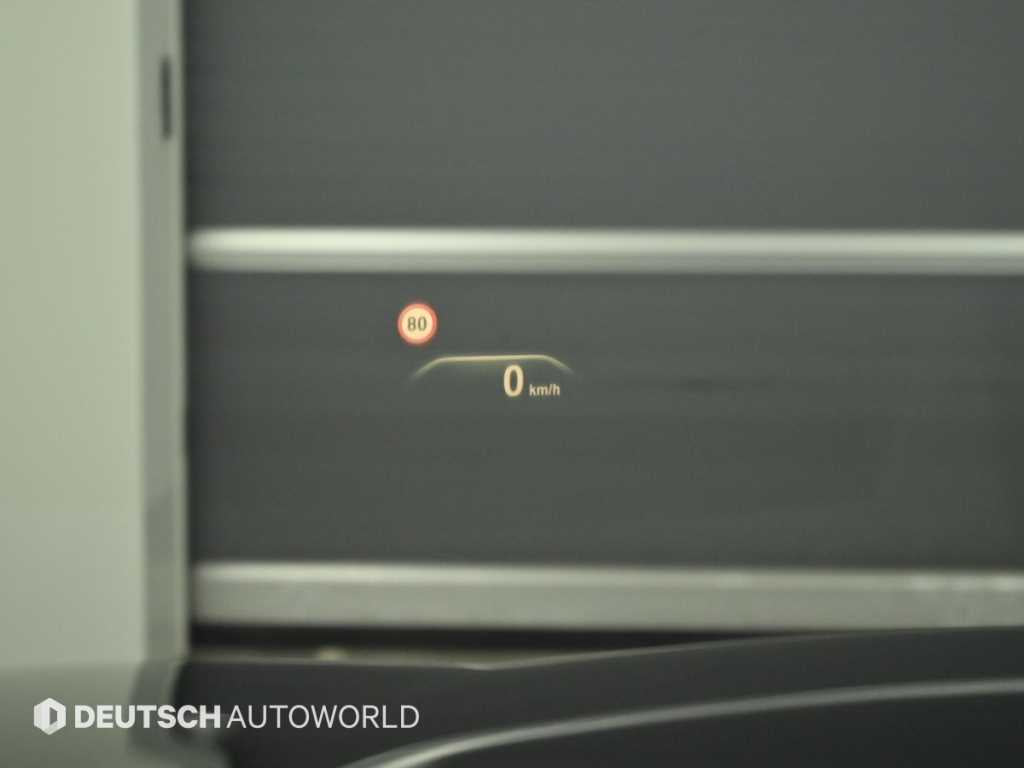 BMW 5-Series — photo 17
