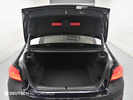 BMW 5-Series — photo 19
