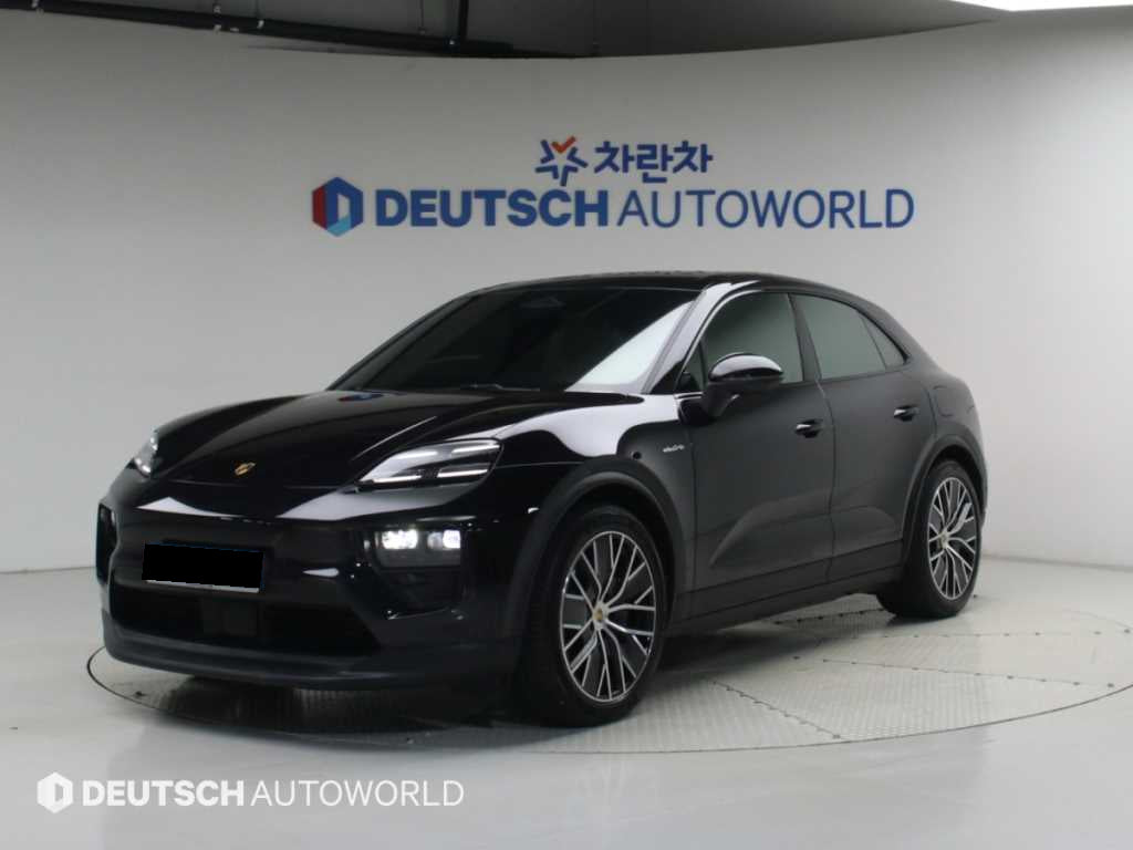 Porsche Macan — photo 01