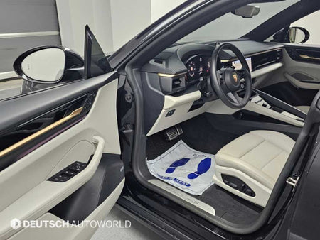 Porsche Macan — photo 11