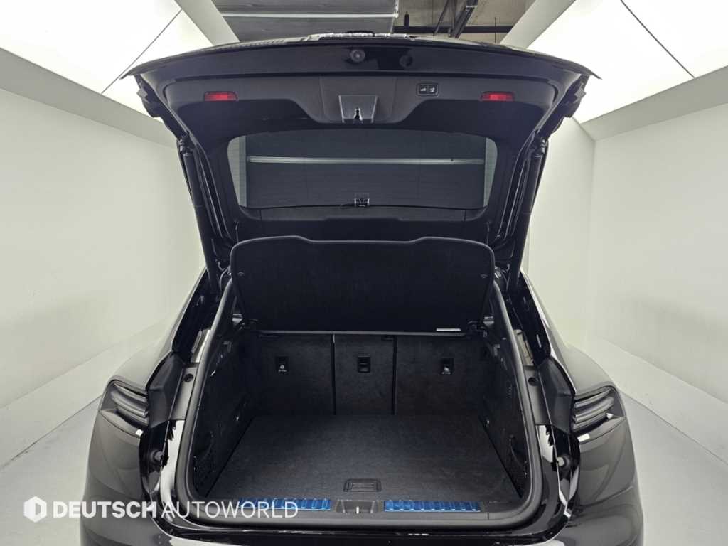 Porsche Macan — photo 19