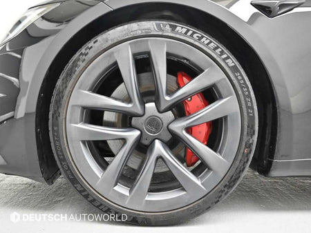 Tesla Model S — photo 05