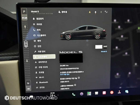Tesla Model S — photo 08
