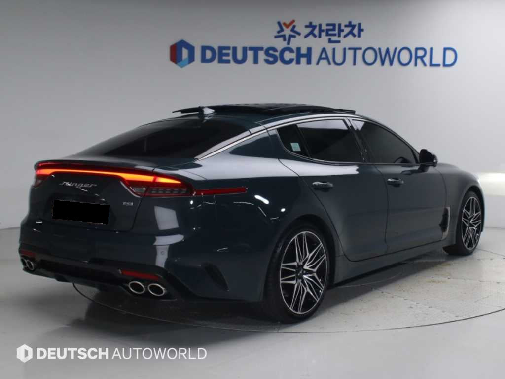 Kia Stinger — photo 02