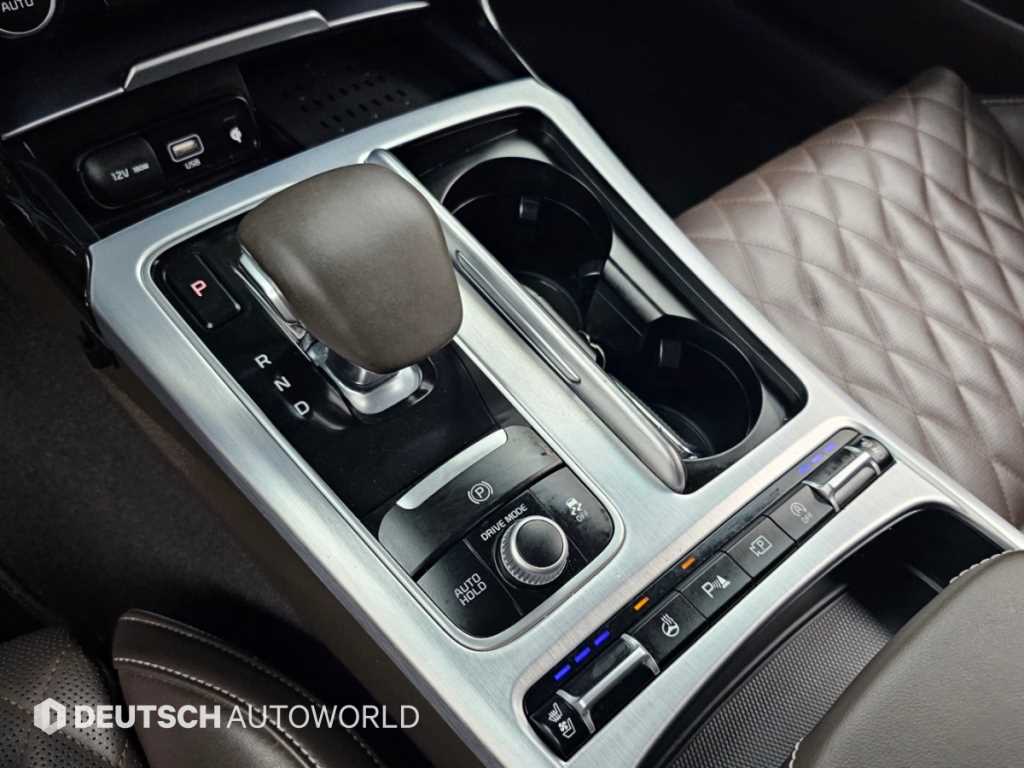 Kia Stinger — photo 09