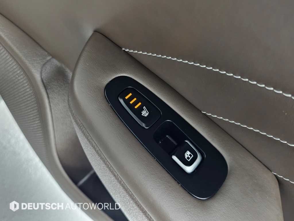 Kia Stinger — photo 16