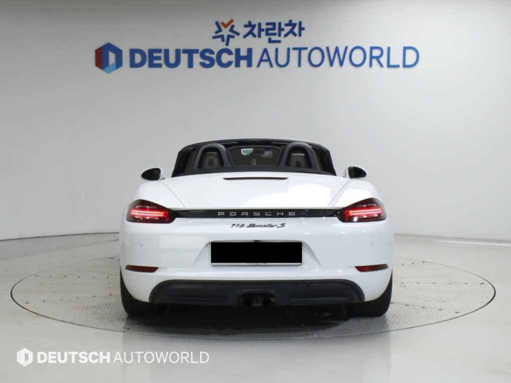 Porsche 718 — photo 04