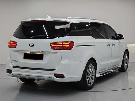 Kia Carnival — photo 04