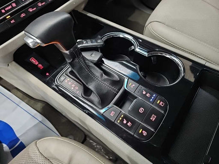 Kia Carnival — photo 08
