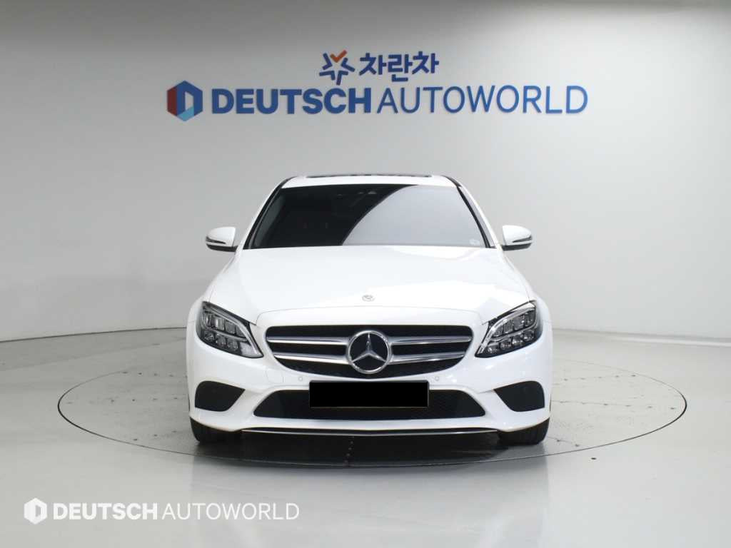 Mercedes-Benz C-Class — photo 03