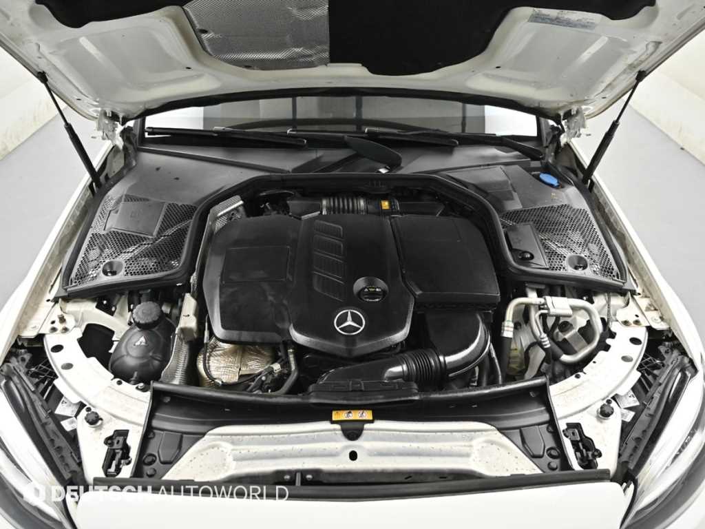 Mercedes-Benz C-Class — photo 06