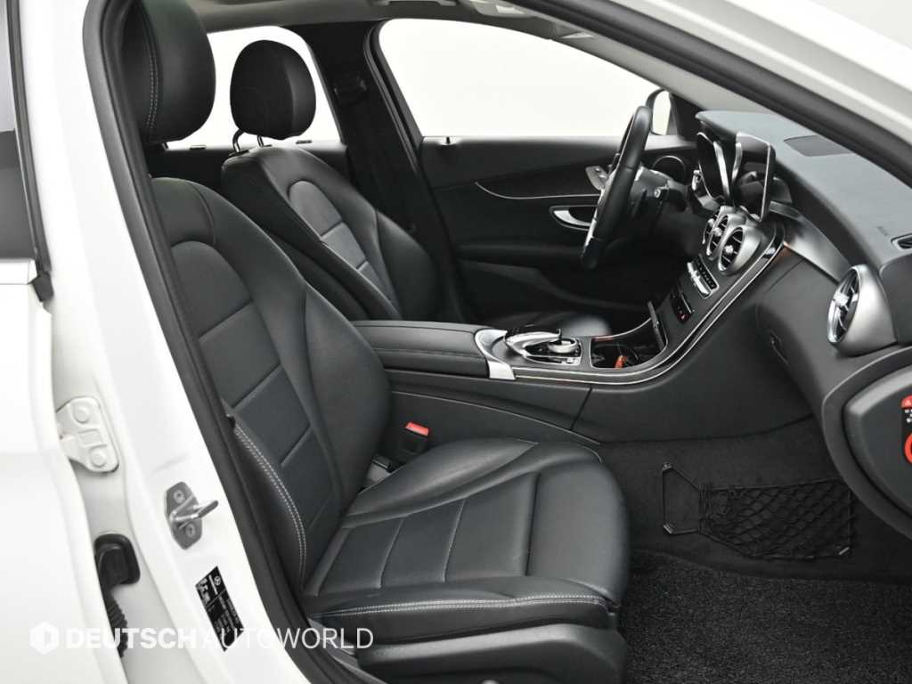 Mercedes-Benz C-Class — photo 10