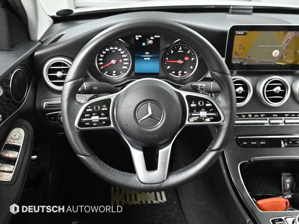 Mercedes-Benz C-Class — photo 13