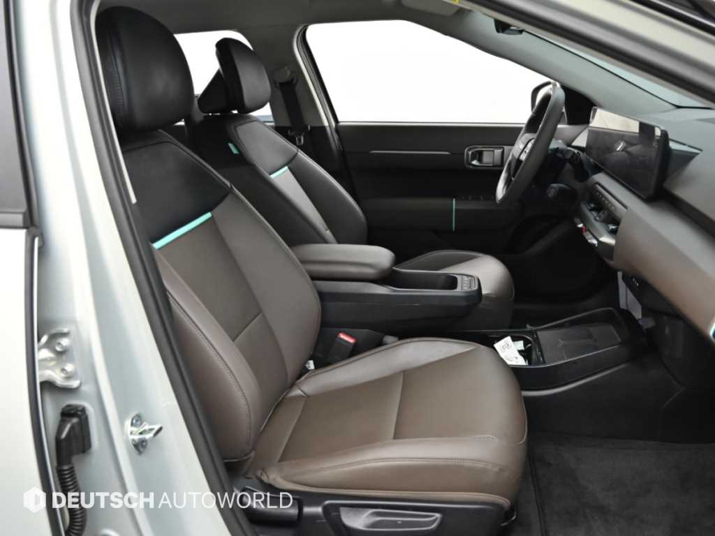 Kia EV4 — photo 10