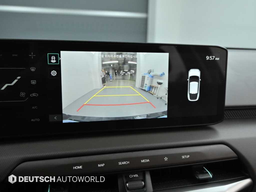 Kia EV4 — photo 15