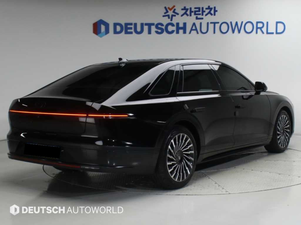 Hyundai Grandeur — photo 02