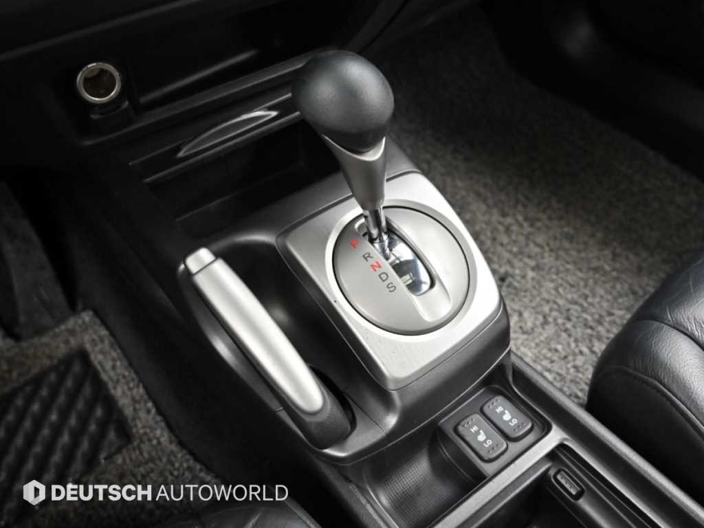 Honda Civic — photo 09