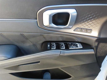Kia Sorento — photo 07