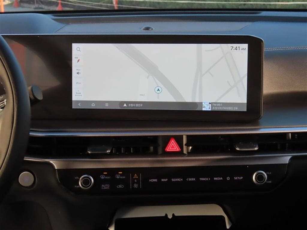 Kia Sorento — photo 12