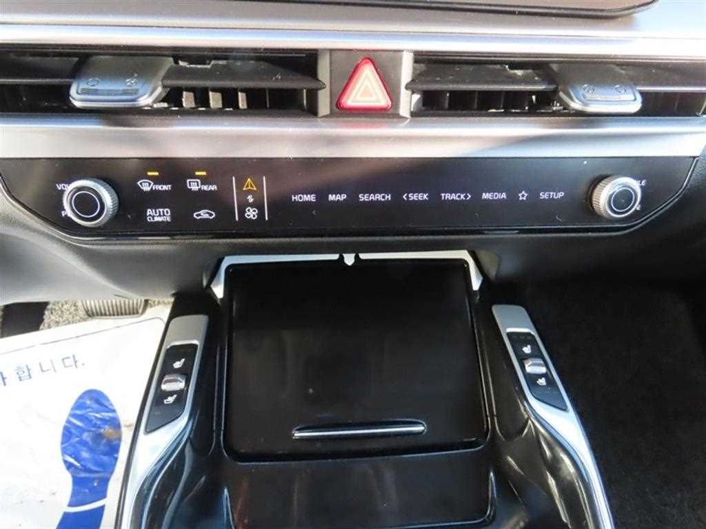 Kia Sorento — photo 14