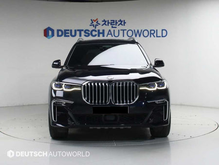 BMW X7 — photo 03