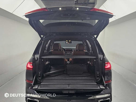BMW X7 — photo 19