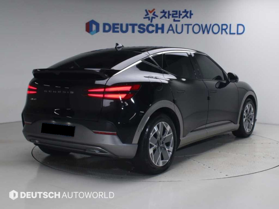 Genesis GV60 — photo 02