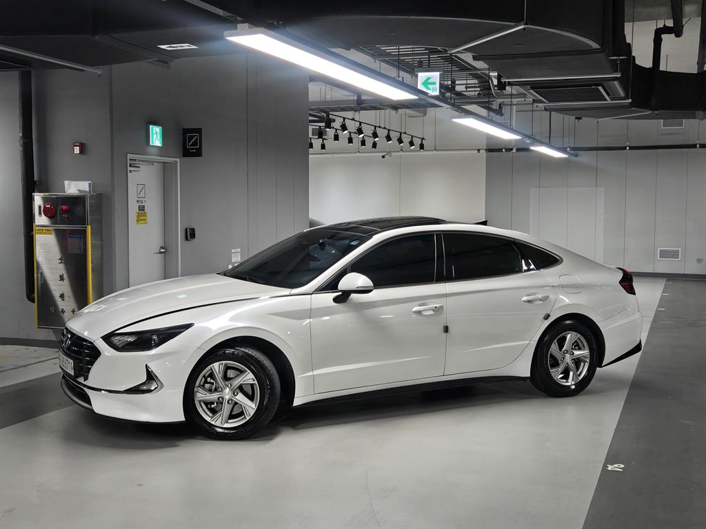 Hyundai Sonata — photo 03