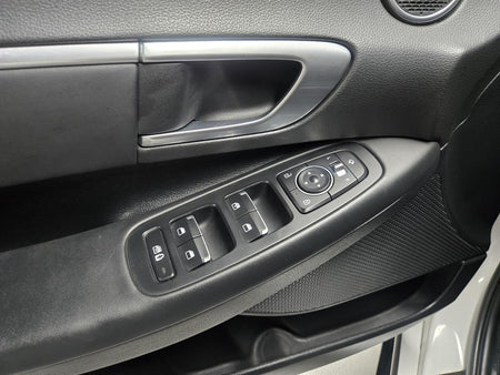 Hyundai Sonata — photo 16