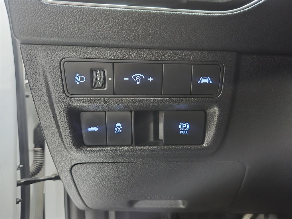 Hyundai Sonata — photo 17