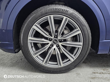 Audi Q8 — photo 05
