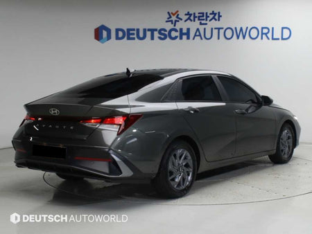 Hyundai Avante — photo 02