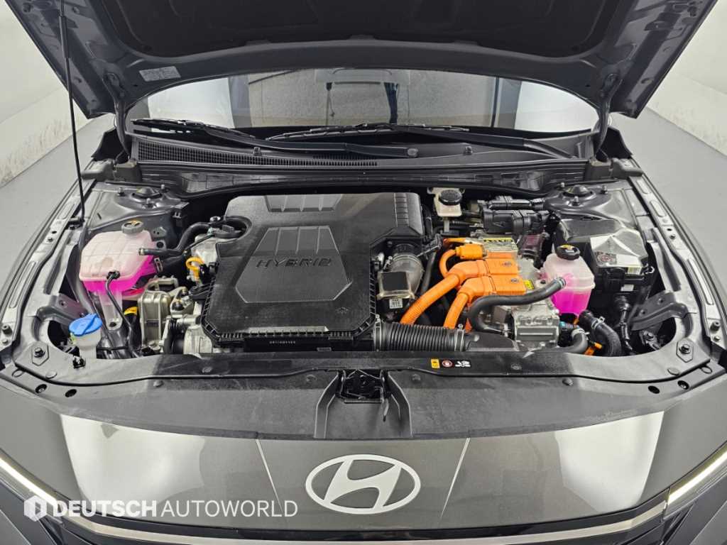 Hyundai Avante — photo 06