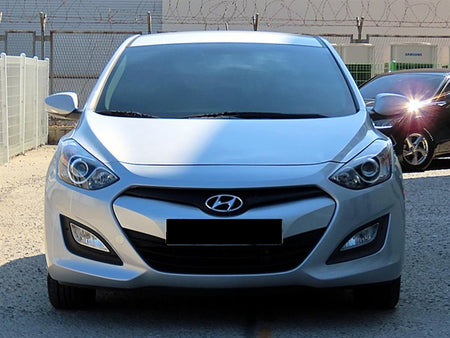 Hyundai i30 — photo 01